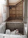 Lift shaft well